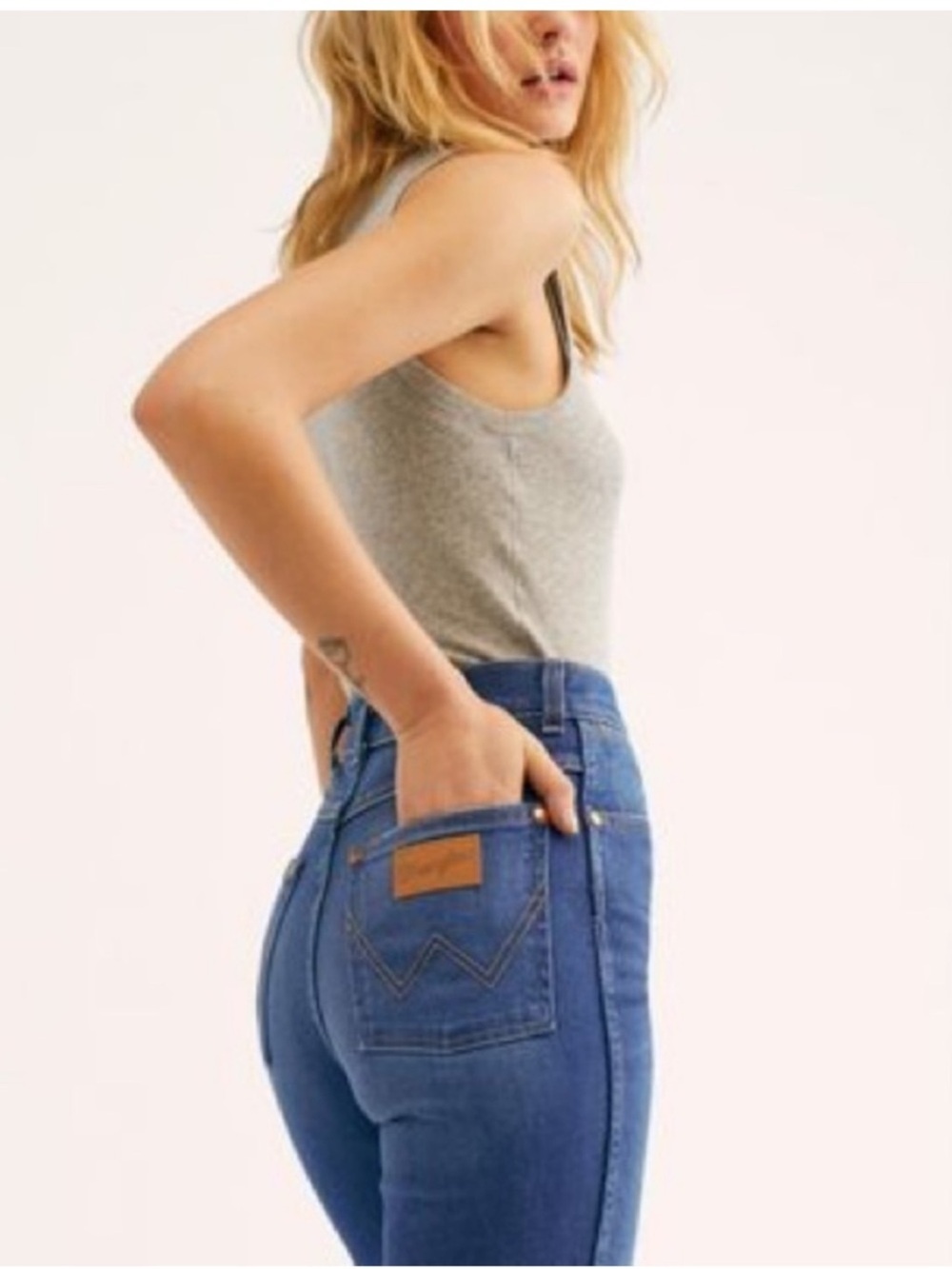 Wrangler Vintage Straight-leg High-Rise Classic Blue Women's Jeans